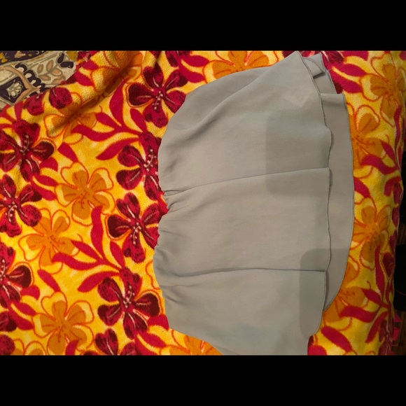 ON HOLD Wilfred tube/crop top 🤍 - Picture 7 of 7